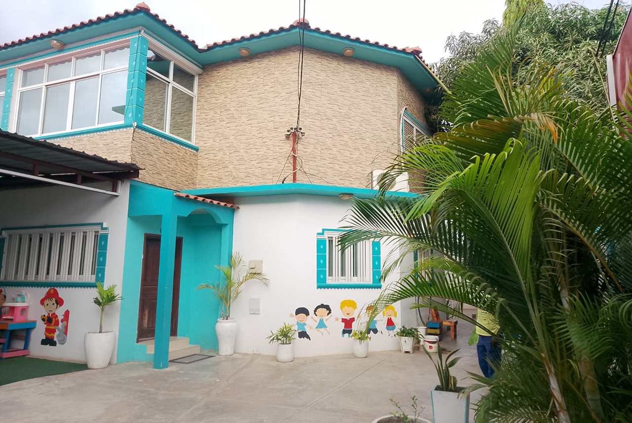 Criança em sessão terapêutica